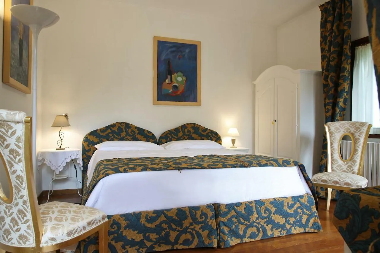 Гостевой дом Villa La Fenice Locazione Turistica Тревизо Италия